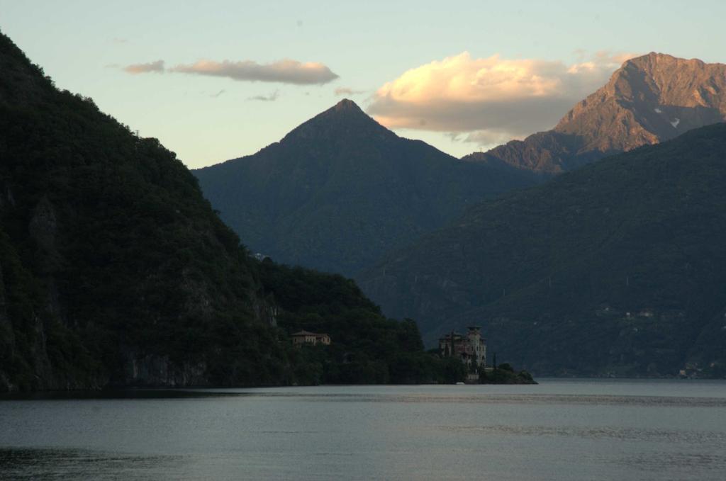 Villa Navalia Menaggio Værelse billede